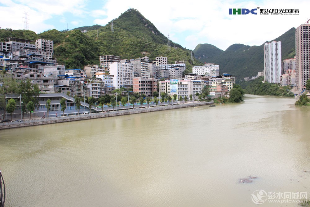 漂浮的校园1.jpg
